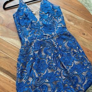 💙 Dress the Population blue lace dress 💙